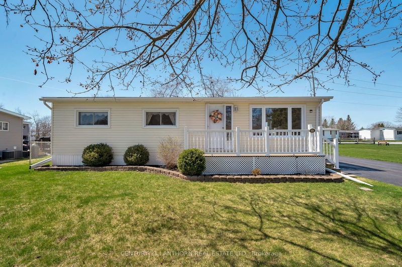 111 Eastview Blvd, Quinte West - Sidney Ward image-0-0
