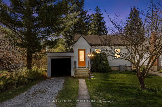 110 Forward Avenue