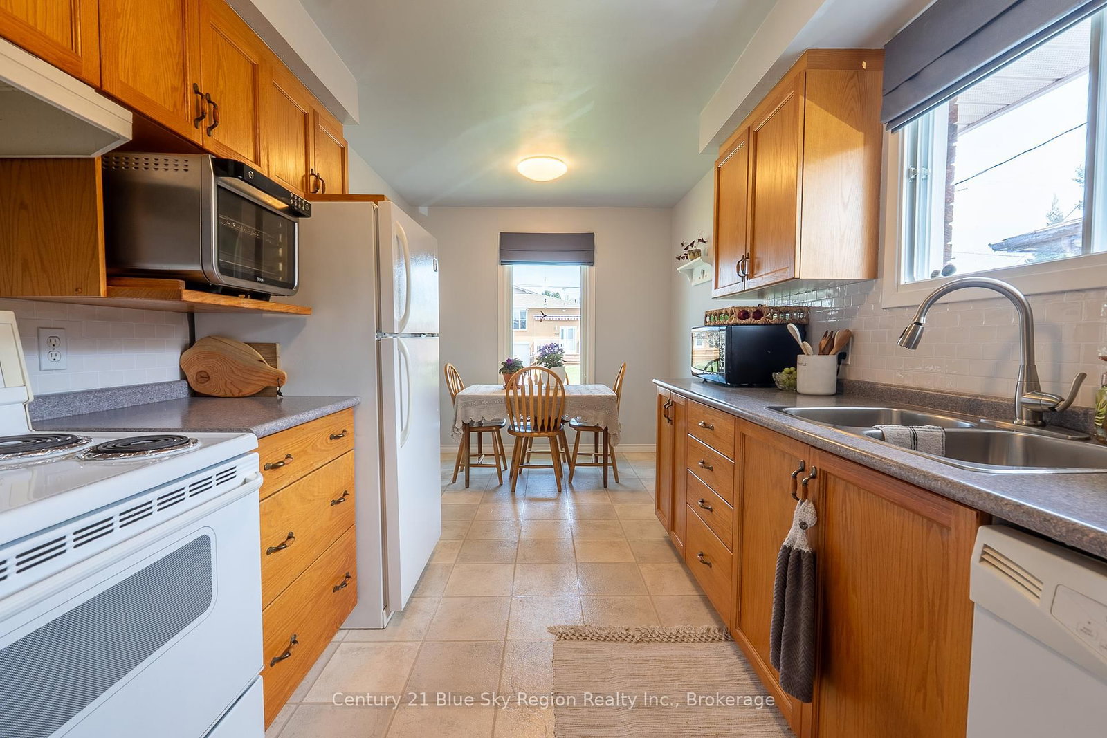 Listing Image 17