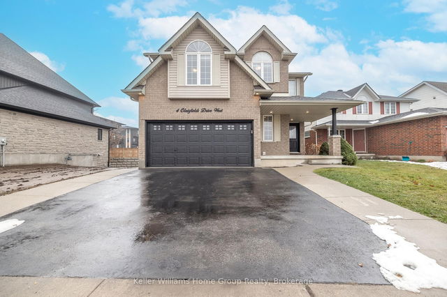 4 CLAIRFIELDS Drive