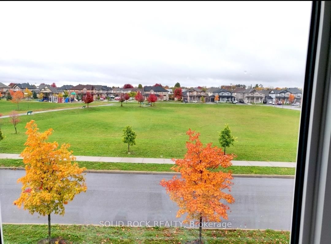 Townhouse for lease at 151 Springbeauty Avenue, Ottawa, Barrhaven - Longfields, K2J 5A3 - MLS: X12116386