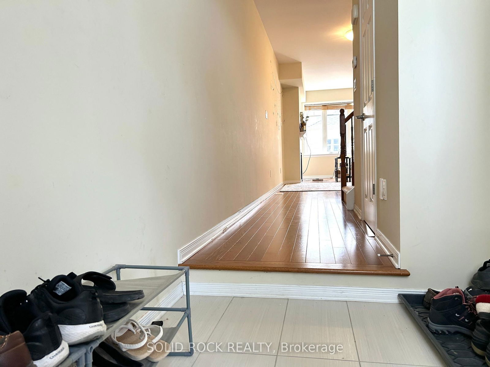 Townhouse for lease at 151 Springbeauty Avenue, Ottawa, Barrhaven - Longfields, K2J 5A3 - MLS: X12116386