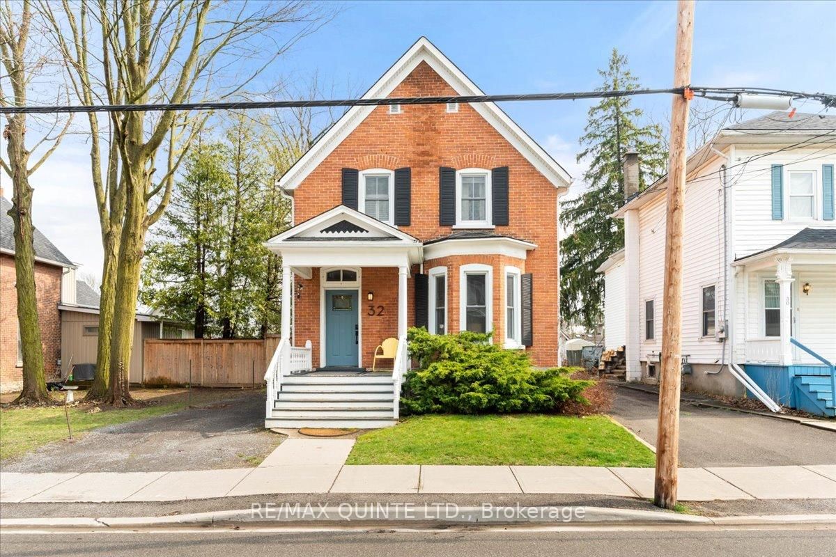 Detached House sold at 32 Queen Street, Prince Edward County, Picton Ward, K0K 2T0 - MLS: X12116444