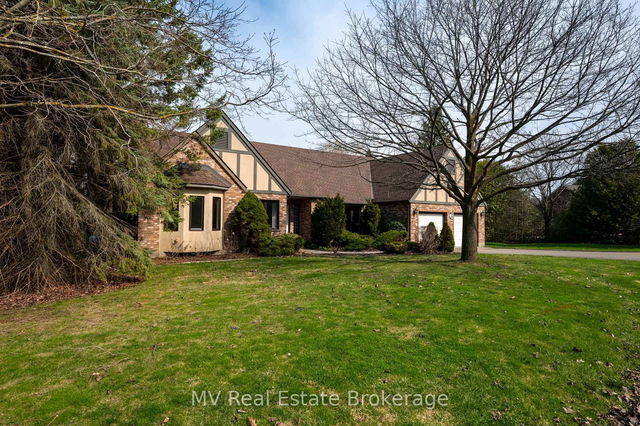 5 Amalia Crescent