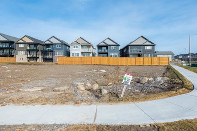89 York Dr, Peterborough North - 1 North image-0-3
