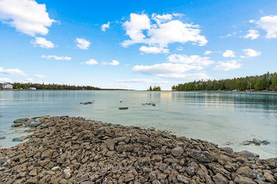 660 Dorcas Bay Rd, Northern Bruce Peninsula - Northern Bruce Peninsula image-0-2