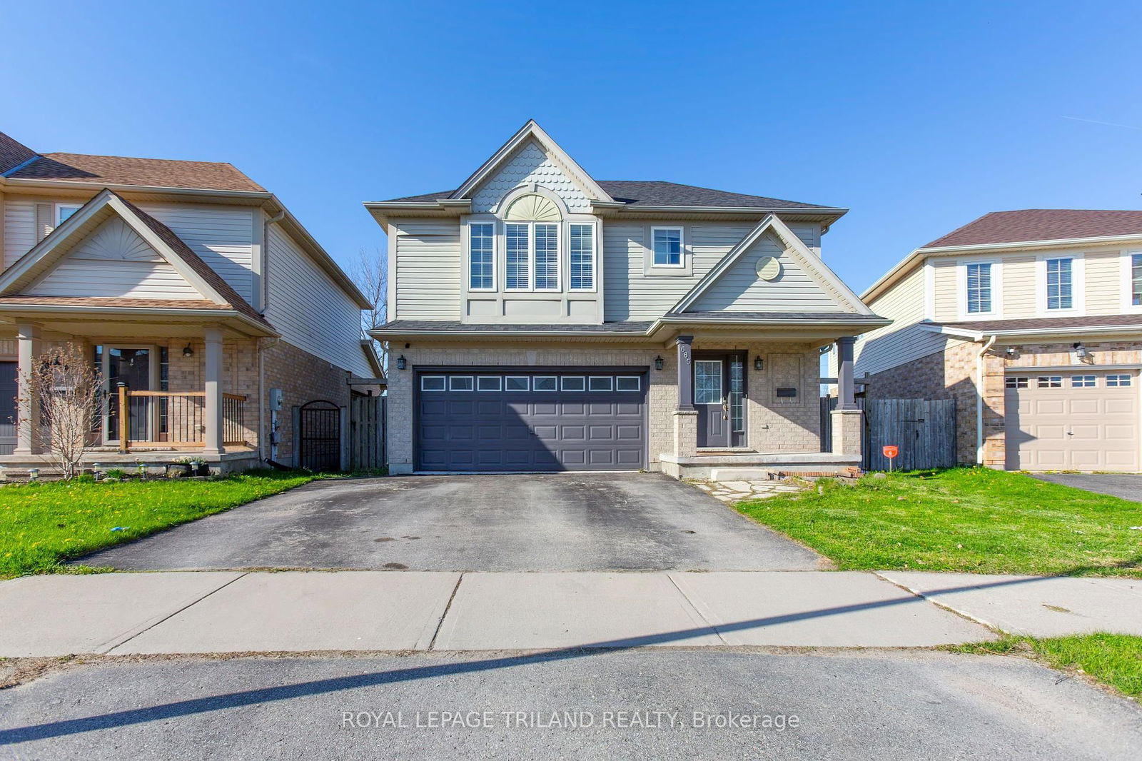 Detached House for sale at 685 North Leaksdale Circle, London South, South U, N6M 1M1 - MLS: X12116542