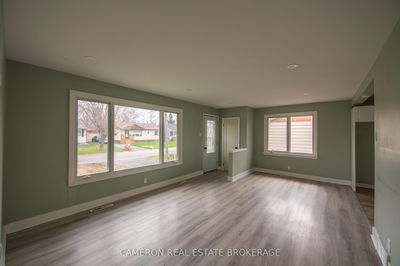 208 Susan Ave, Cornwall - Cornwall image-0-1