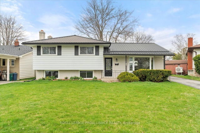 15 Glenarden Crescent