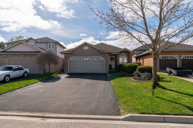 38 Carroll Crescent