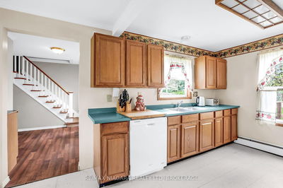 235 Burleigh Rd, Fort Erie - Ridgeway image-0-3