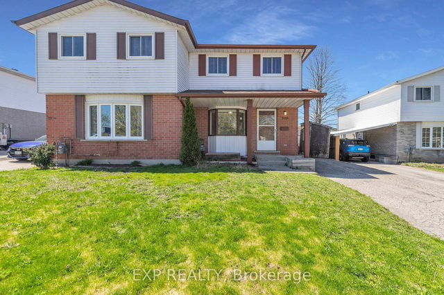 319 B Mayview Crescent