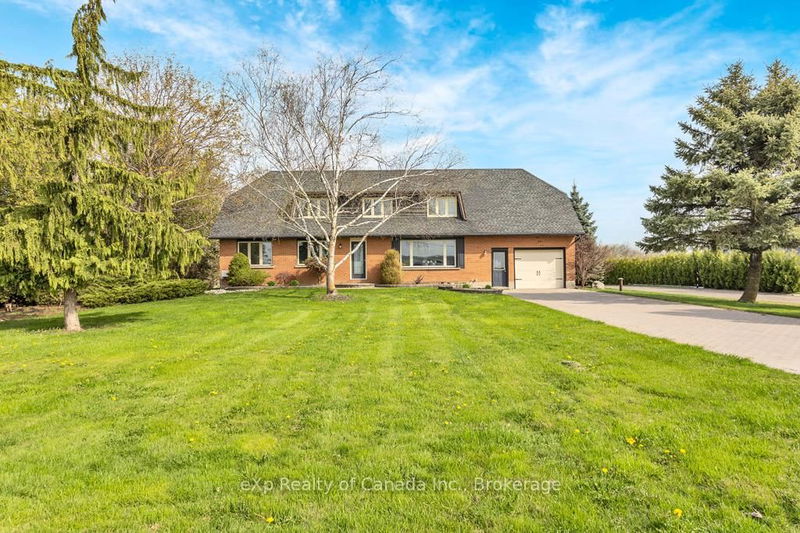 285687 Airport Rd, Norwich - Norwich Town image-0-0