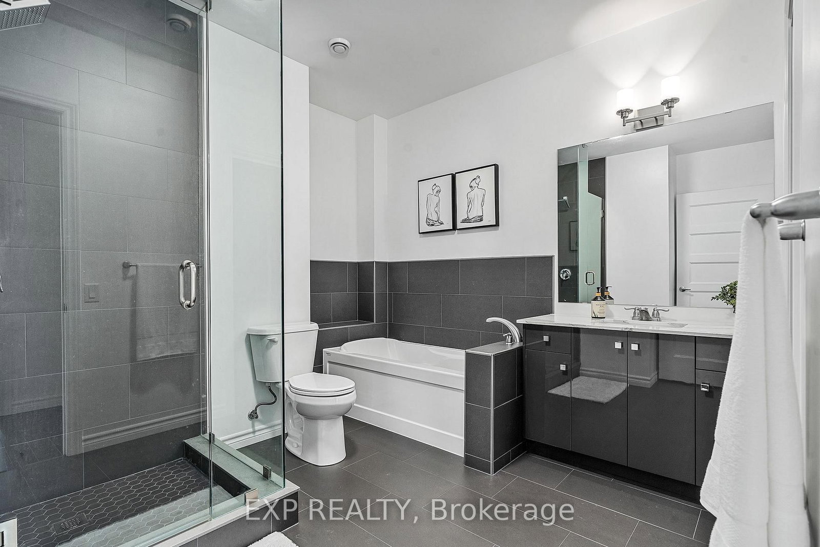 199 Front Street, Unit 511 - Photo 21