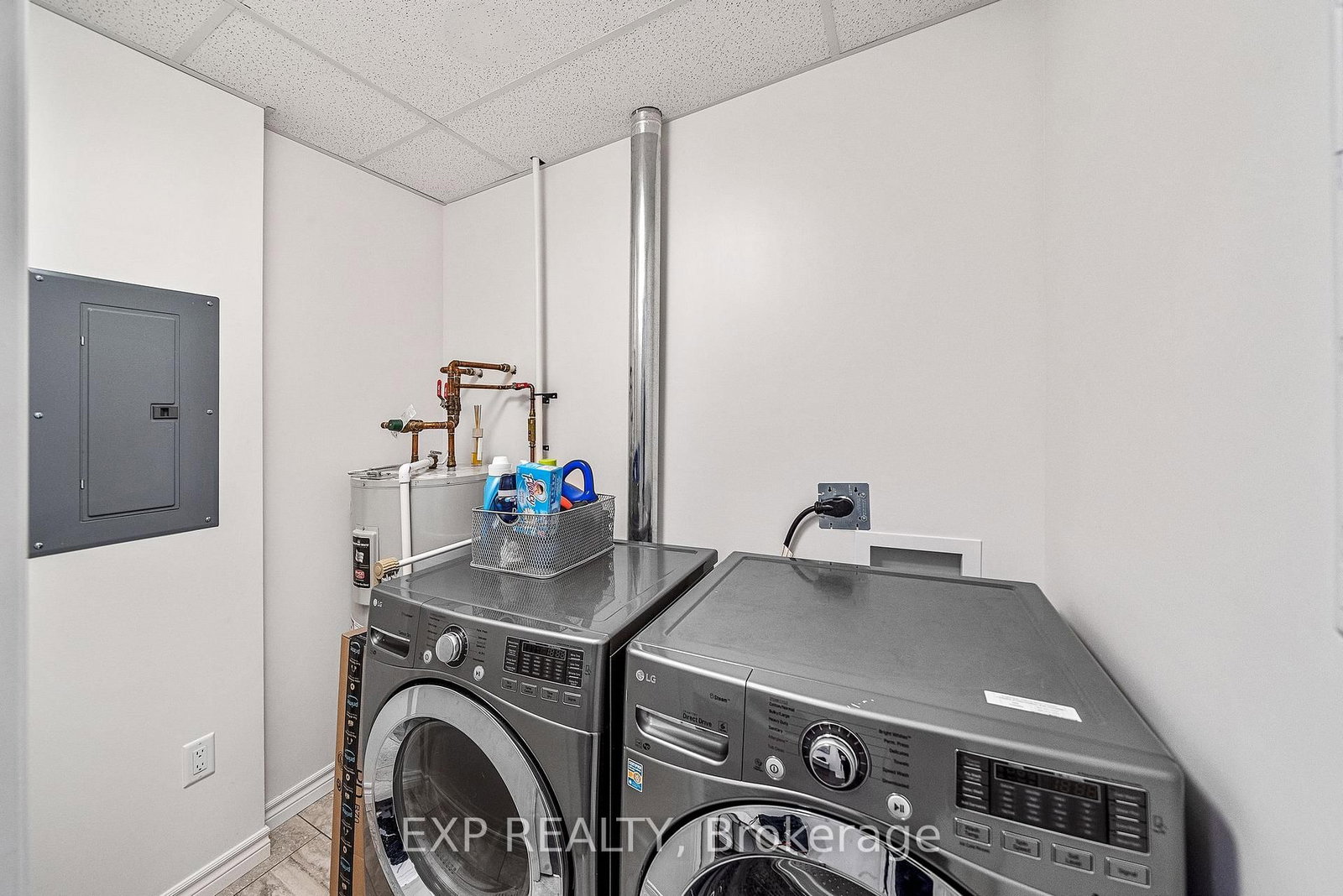 199 Front Street, Unit 511 - Photo 27