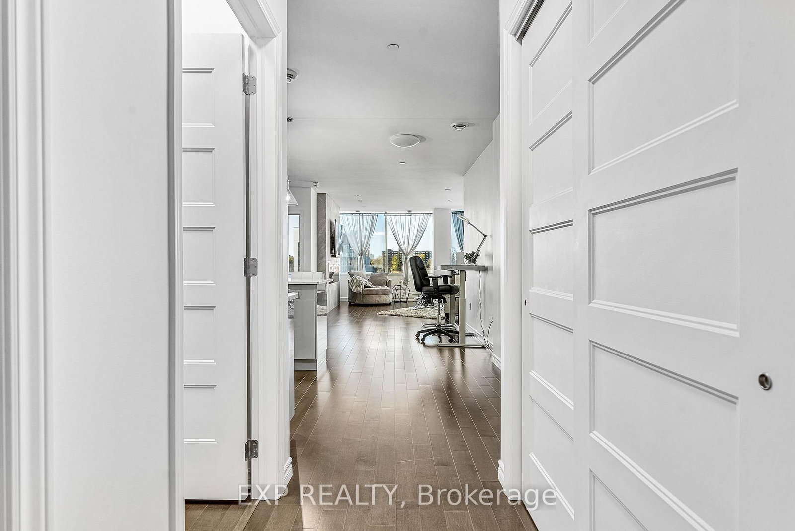 199 Front Street, Unit 511 - Photo 4