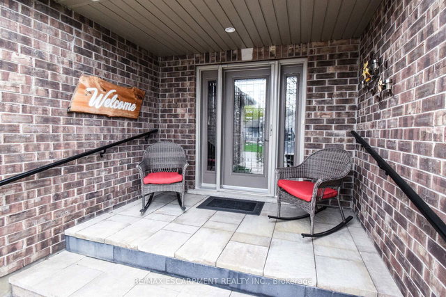 6 BLUEGRASS Boulevard