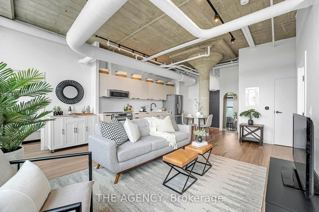 419 - 120 Huron Street