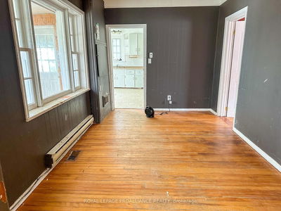 12 College St, Quinte West - Trenton Ward image-0-2