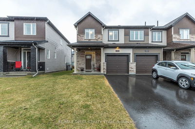 310 Guppy Grve, Orleans - Avalon West