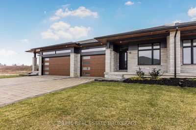 Unit 50 — 12 Coastal Cres, Lambton Shores - Grand Bend image-0-3