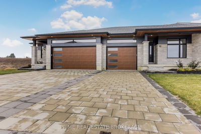 Unit 50 — 12 Coastal Cres, Lambton Shores - Grand Bend image-0-4