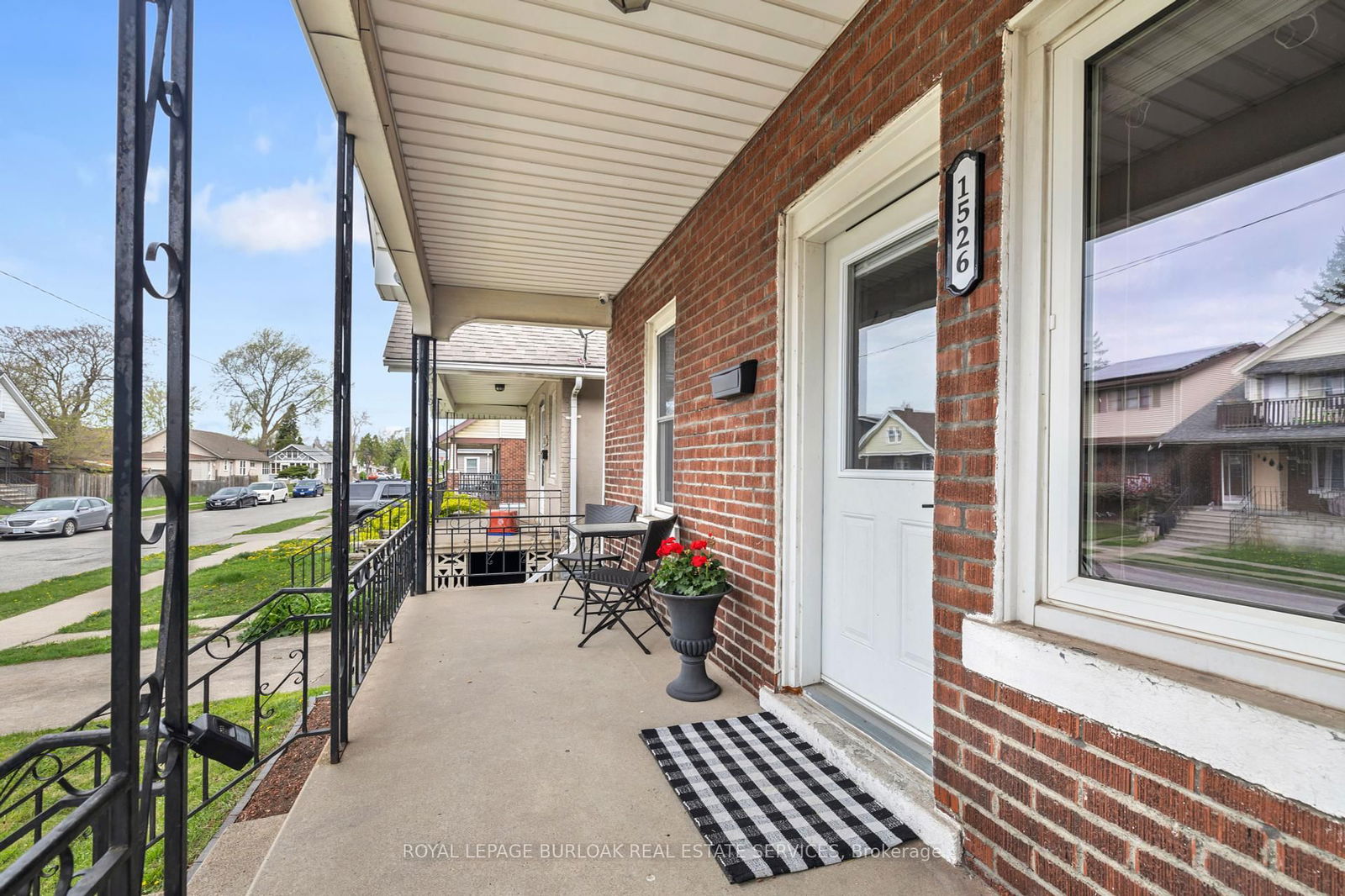 Detached House for sale at 1526 Lillian Avenue, Windsor, N8X 4A8 - MLS: X12117035