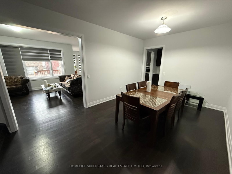 795 Queenston Blvd, Woodstock, N4T 0N1 | Image 3