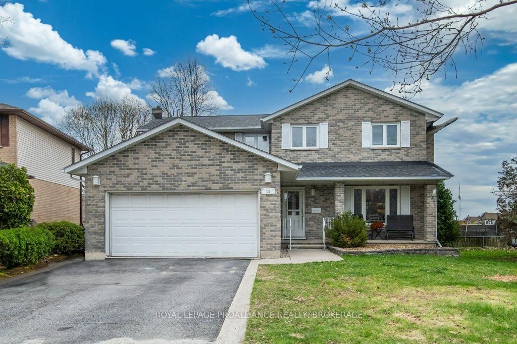 Detached House for sale at 12 Limeridge Drive, Kingston, Kingston East (Incl Barret Crt), K7K 6M3 - MLS: X12117374