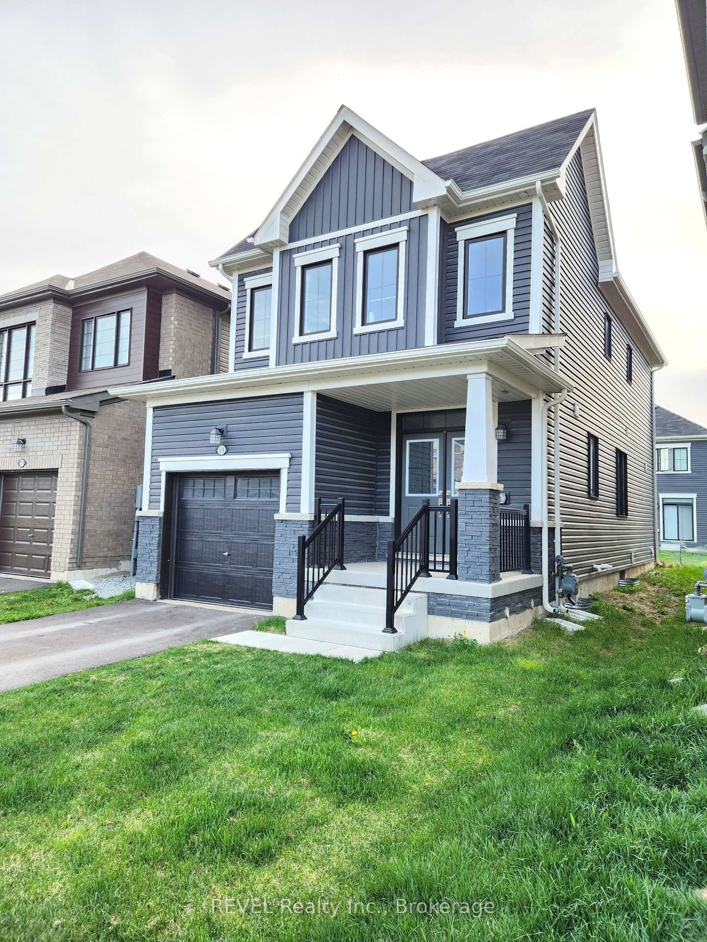 Detached House for lease at 69 Concord Drive, Thorold, Rolling Meadows, L2V 0K8 - MLS: X12117381