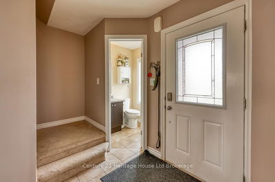 27 Tompkins Crt, Norwich - Norwich Town image-0-1
