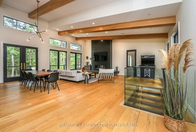10002 Huron Dr, Lambton Shores - Grand Bend image-0-4