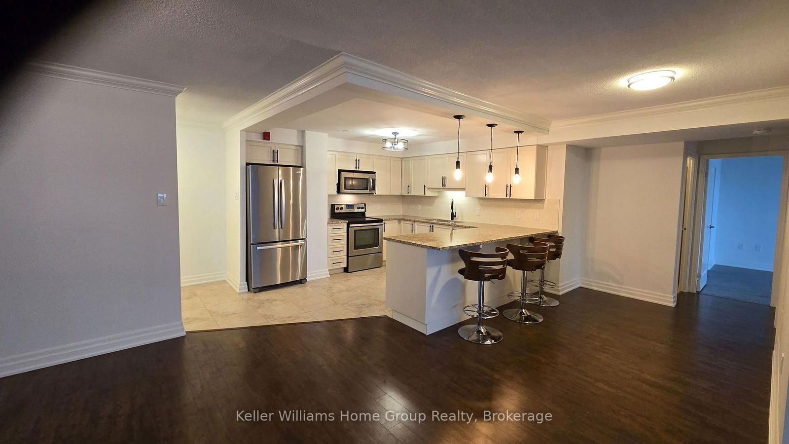 Condo for lease at 606-55 Yarmouth Street, Guelph, Downtown, N1H 7R4 - MLS: X12117576