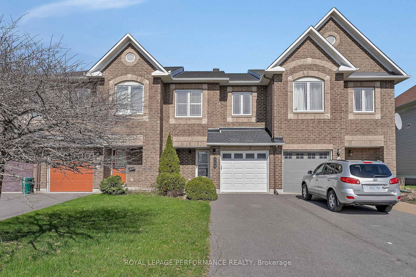 Townhouse sold at 204 Montmorency Way, Ottawa, Avalon East, K4A 0J3 - MLS: X12117599
