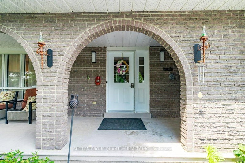 18 Spruyt Ave, East Luther Grand Valley, L9W 5X4 | Image 3