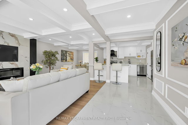 9 Faircourt Drive