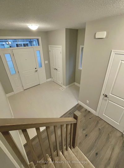 274 Bradshaw Dr, Stratford - Stratford image-0-3