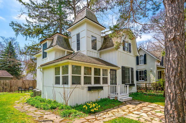 8 Luther Avenue