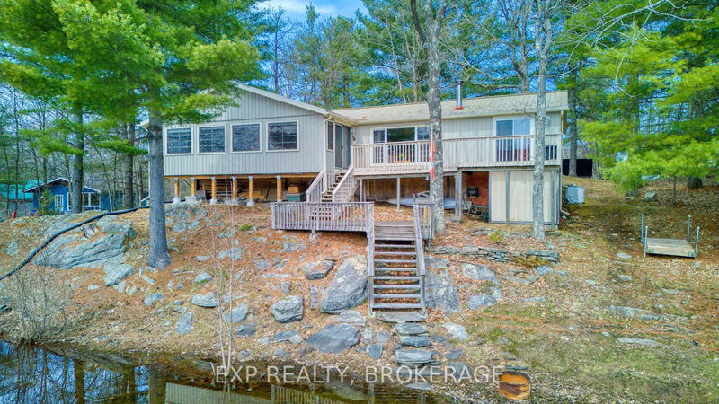 1040 Turner Way, Arden - Frontenac Centre image-0-0