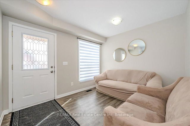 15 - 142 York Road