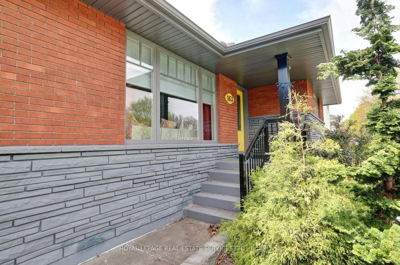 163 Bendamere Ave, Hamilton, L9C 1N6 | Image 2