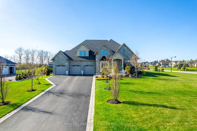 10 Harper Blvd, Brantford - 