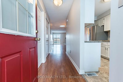 Unit 7 — 165 Main St, Grimsby - Grimsby East image-0-4