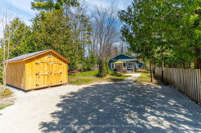 1217 Sauble Falls Rd, South Bruce Peninsula - South Bruce Peninsula image-0-1