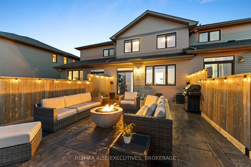 125 Simurda Crt, Loyalist - Amherstview image-0-0