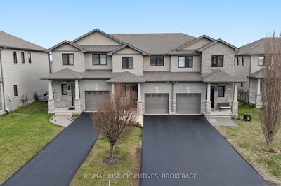 125 Simurda Crt, Loyalist - Amherstview image-0-2