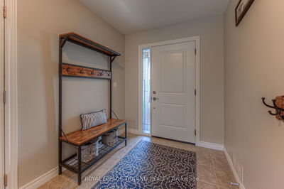 35 Sympatica Cres, Brantford -  image-0-4