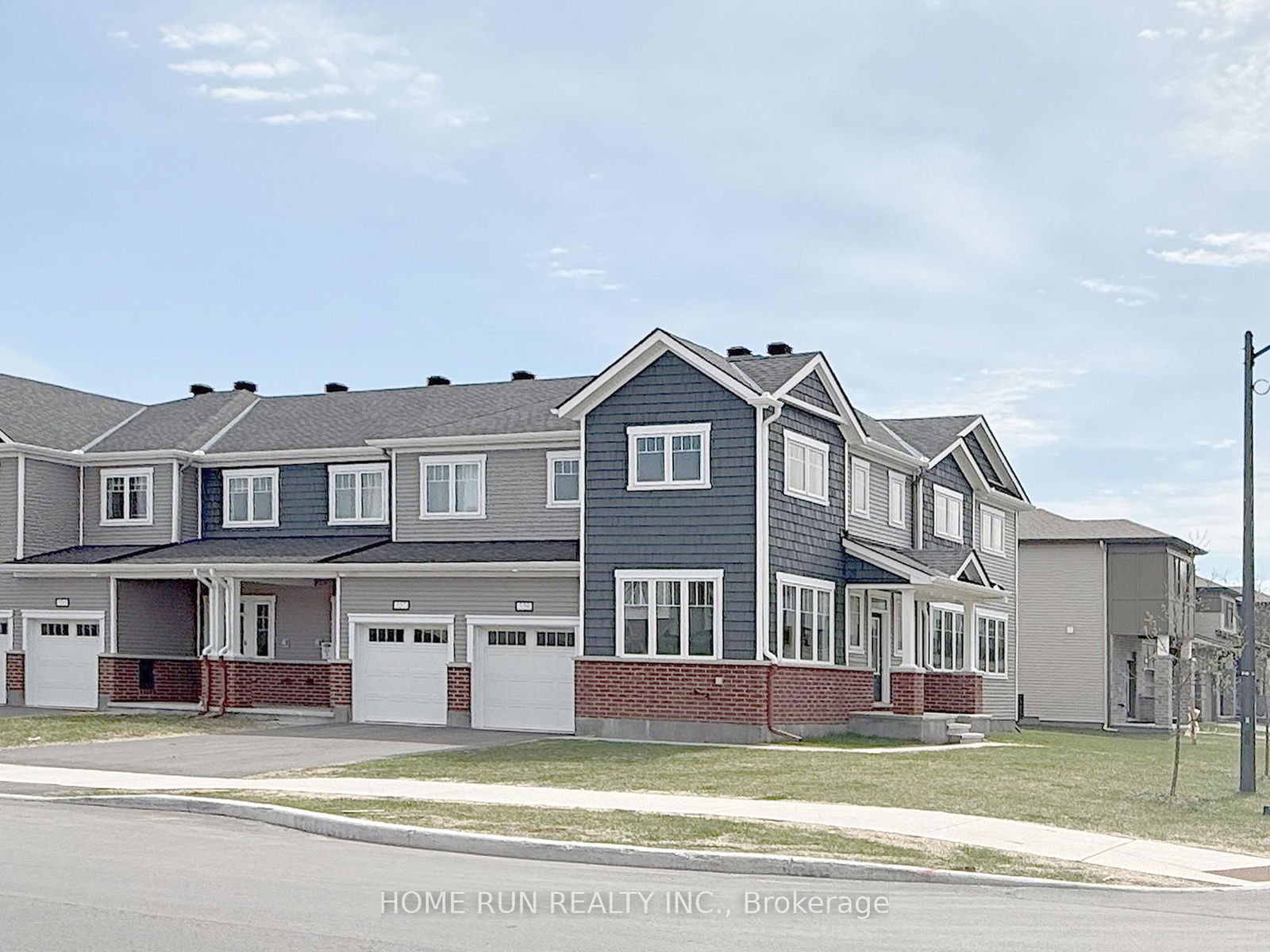 Townhouse for lease at 559 FLAGSTAFF Drive, Ottawa, Barrhaven - Half Moon Bay, K2J 7B3 - MLS: X12118496