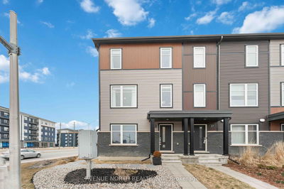 25 Lakepointe Dr, Orleans - Avalon East