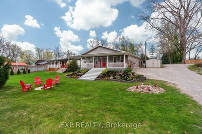 7652 Riverside Dr, Lambton Shores - Port Franks image-0-4